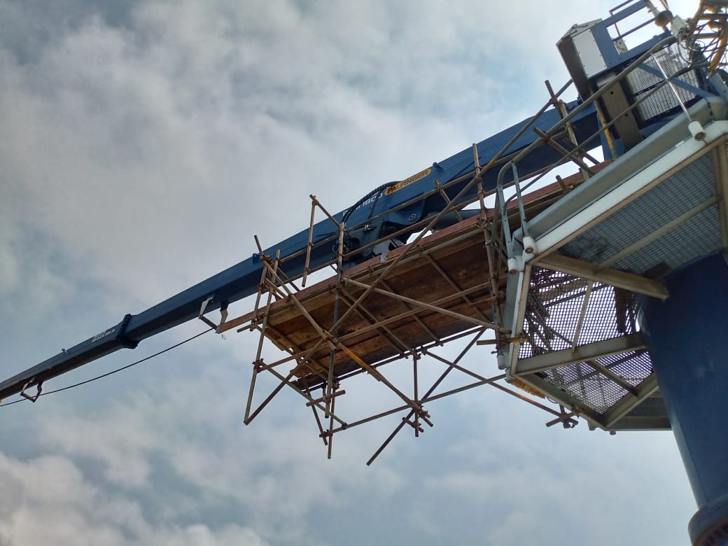 Montage de la grue perenco