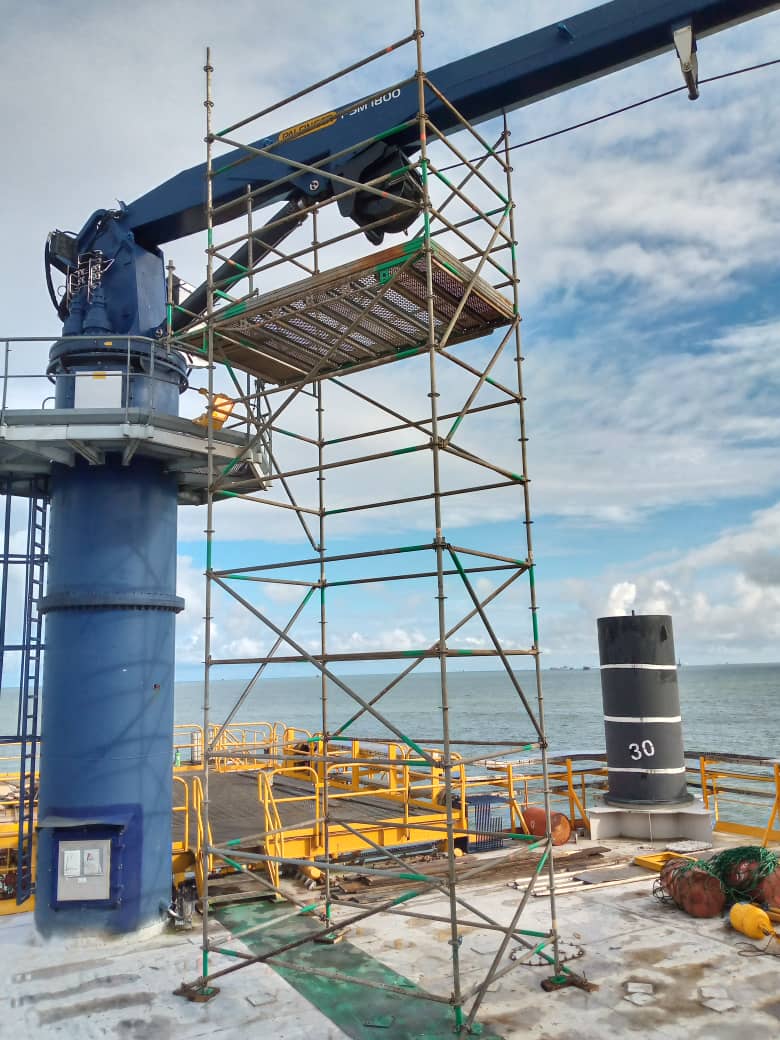 Montage de la grue perenco